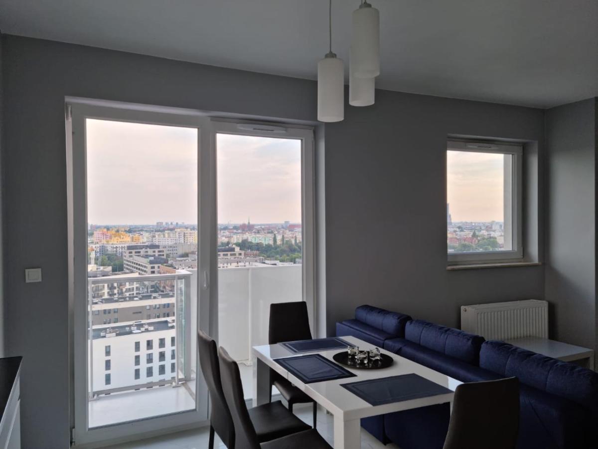 Penthouse Views Odra And Center * Breslau